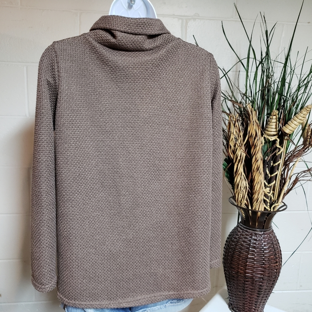Waffle pattern Sweater - Picture 6 of 6